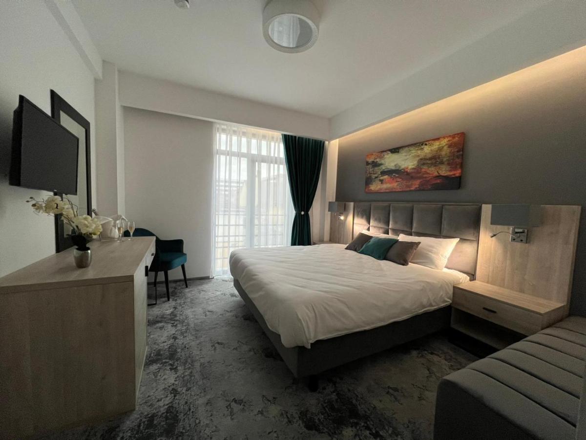 Majestic Boutique Hotel Adult Only Băile Felix エクステリア 写真
