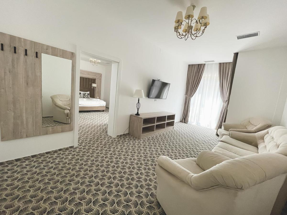 Majestic Boutique Hotel Adult Only Băile Felix エクステリア 写真